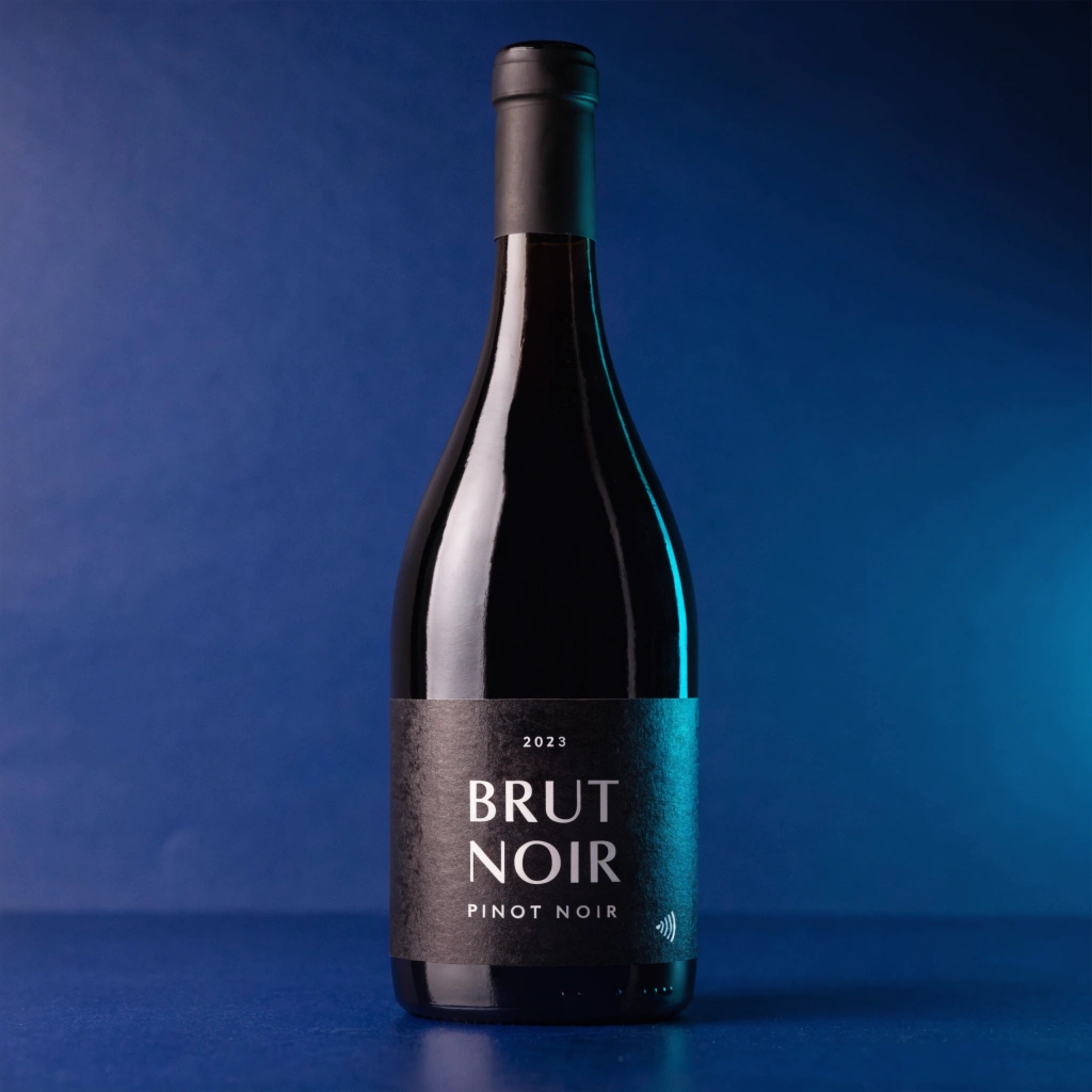 NFC Weinetikett Premium Flasche Schweiz